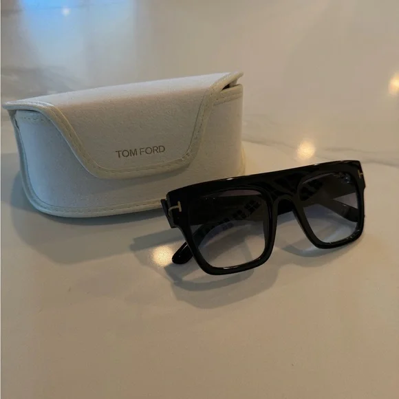 Tom Ford Black Designer Sunglasses - Picture 1 of 9